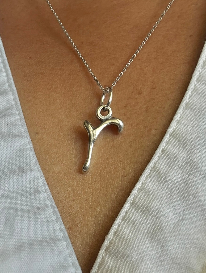 "r" The Alphabet Collection